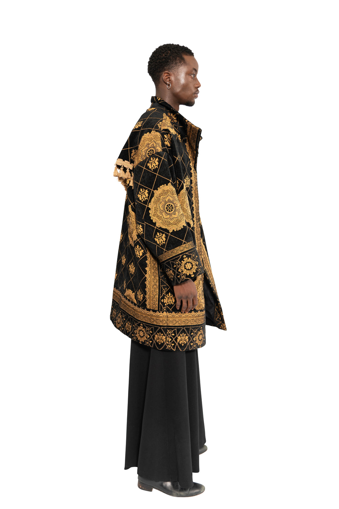BrocadeBlackGold01